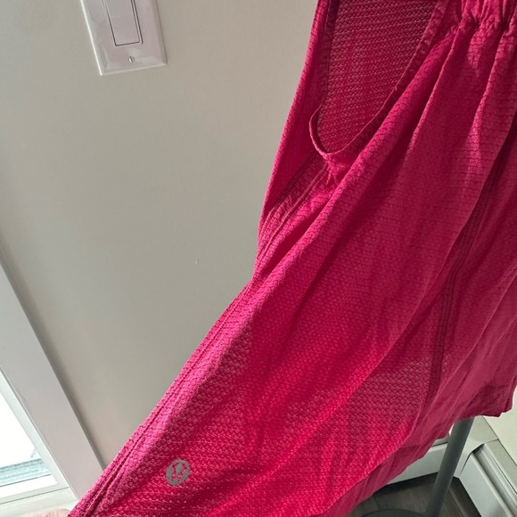 Lululemon Vibrant Pink Mesh Tank Top - Picture 5 of 8